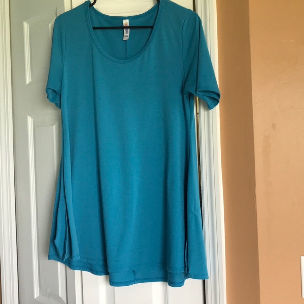 Lularoe Perfect Tee